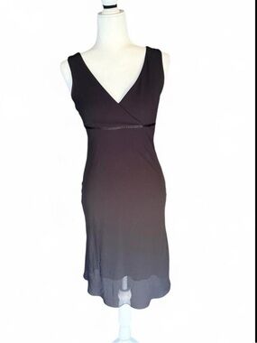 Forever 21 Black Sleeveless V-Neck Midi Dress